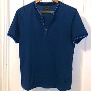 Banana Republic Button Down V Neck Shirt